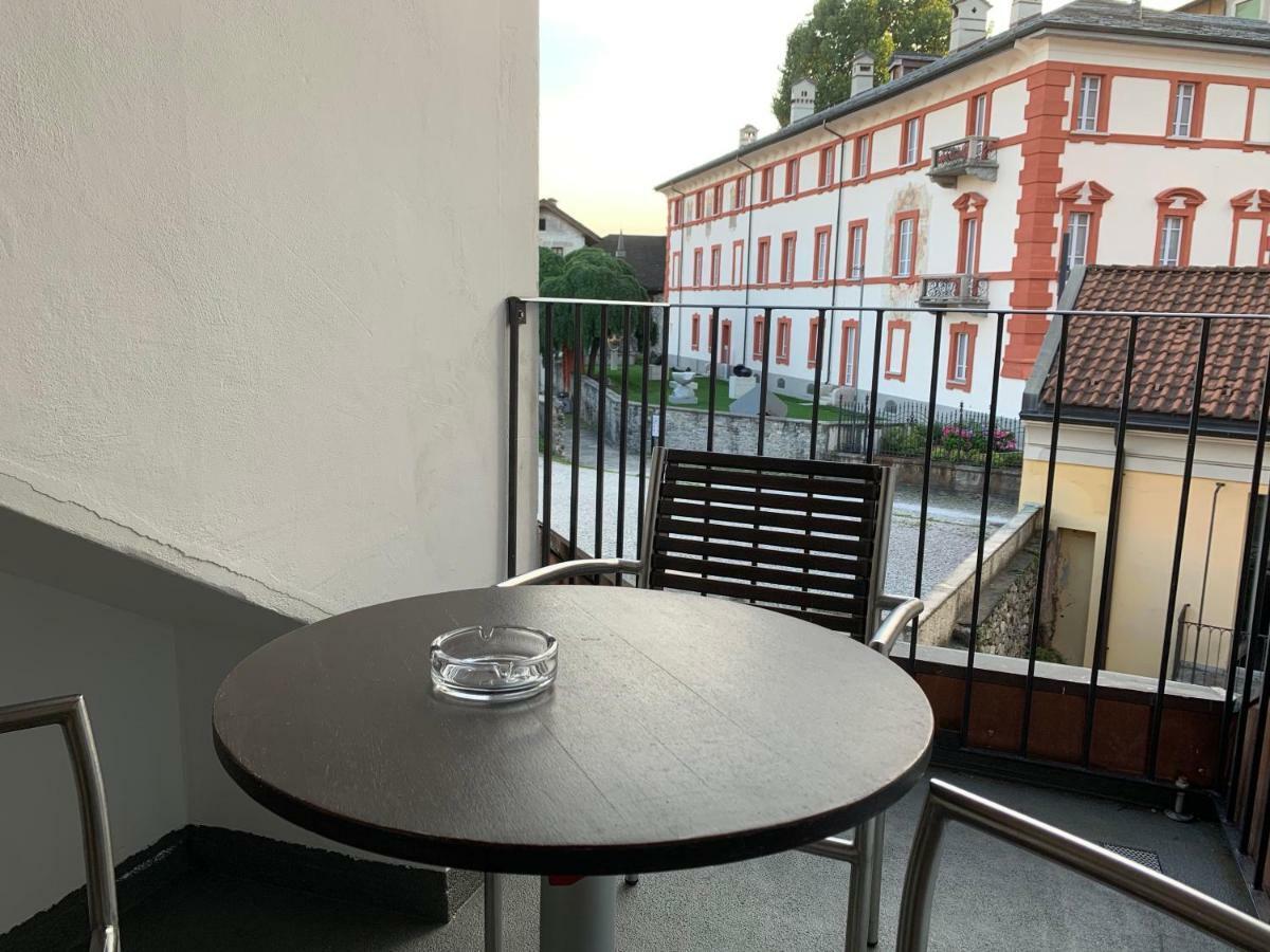 Pardo Bar Hotel Locarno Bagian luar foto